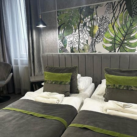 Hotel Central Кескемет Екстериор снимка