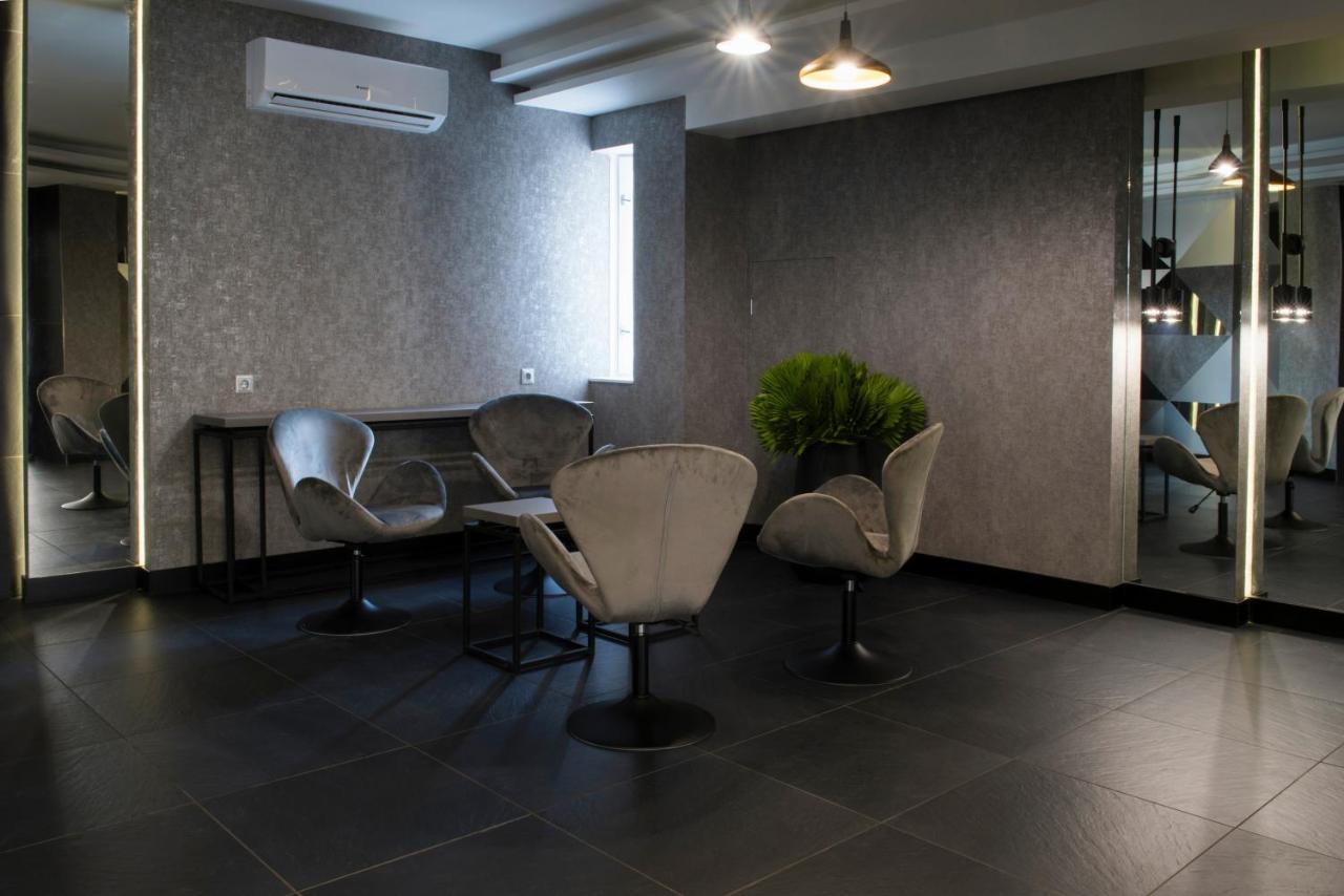 Hotel Central Кескемет Екстериор снимка