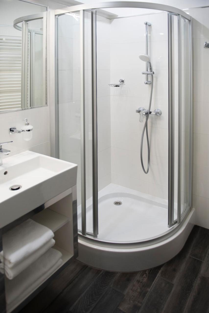Hotel Central Кескемет Екстериор снимка